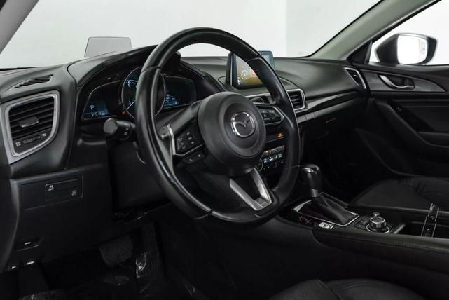 Photo of 2017 Gray Mazda Mazda3