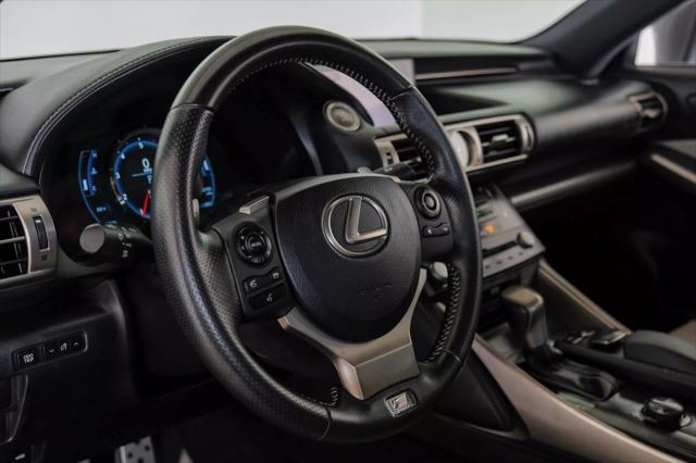 Photo of 2014 Gray Lexus IS 250