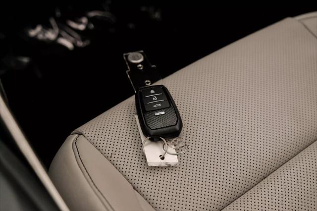 Photo of 2014 Gray Lexus IS 250
