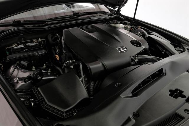 Photo of 2014 Gray Lexus IS 250
