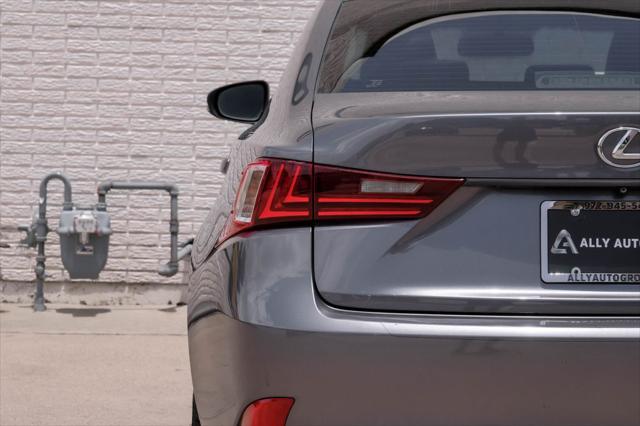 Photo of 2014 Gray Lexus IS 250