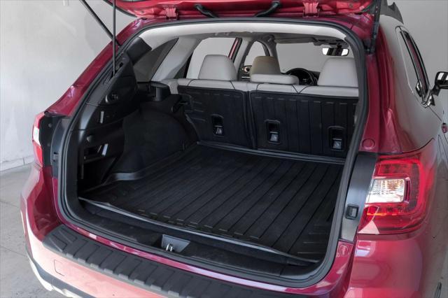 Photo of 2017 Venetian Red Pearl Subaru Outback