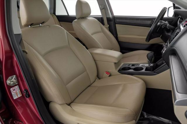 Photo of 2017 Venetian Red Pearl Subaru Outback