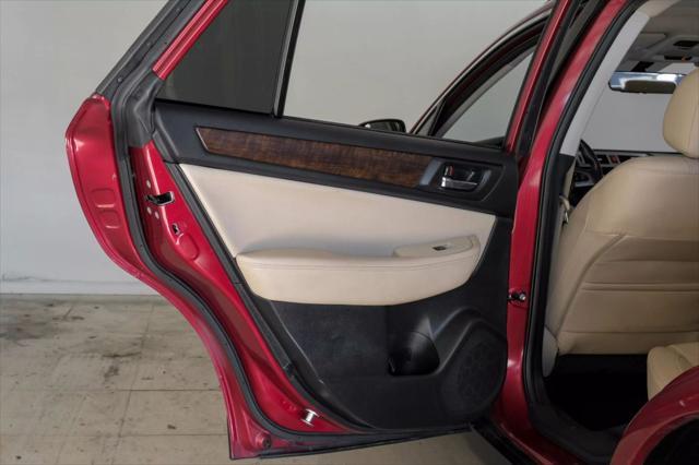 Photo of 2017 Venetian Red Pearl Subaru Outback