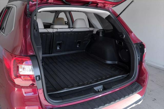 Photo of 2017 Venetian Red Pearl Subaru Outback
