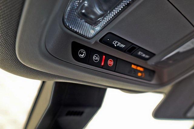 Photo of 2022 Iron Gray Metallic Chevrolet Equinox