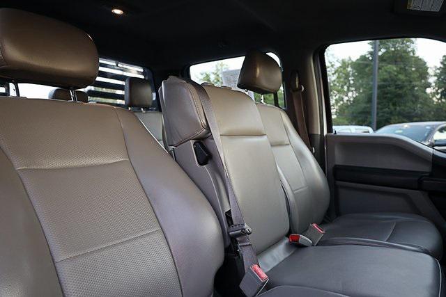 Photo of 2018 Oxford White Ford F-350