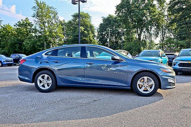 Photo of 2024 Lakeshore Blue Metallic Chevrolet Malibu