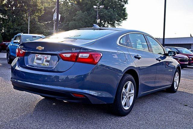 Photo of 2024 Lakeshore Blue Metallic Chevrolet Malibu
