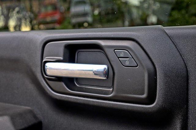 Photo of 2022 Northsky Blue Metallic Chevrolet Silverado 1500