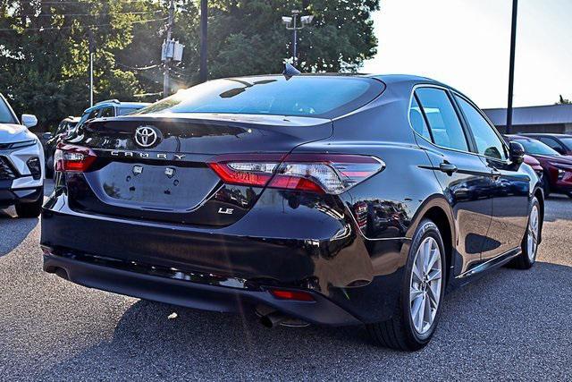 Photo of 2024 Midnight Black Metallic Toyota Camry
