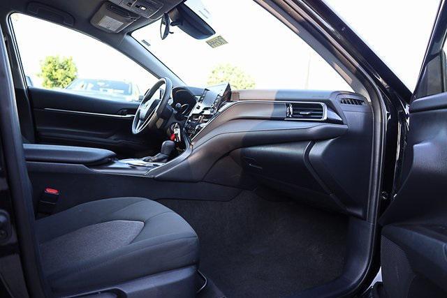 Photo of 2024 Midnight Black Metallic Toyota Camry
