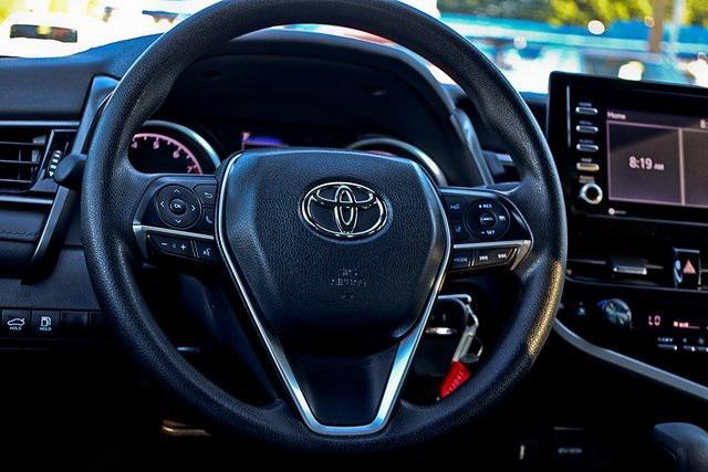 Photo of 2024 Midnight Black Metallic Toyota Camry