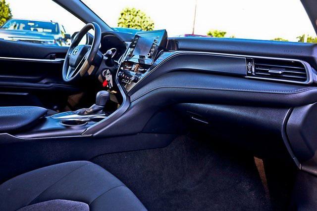 Photo of 2024 Midnight Black Metallic Toyota Camry