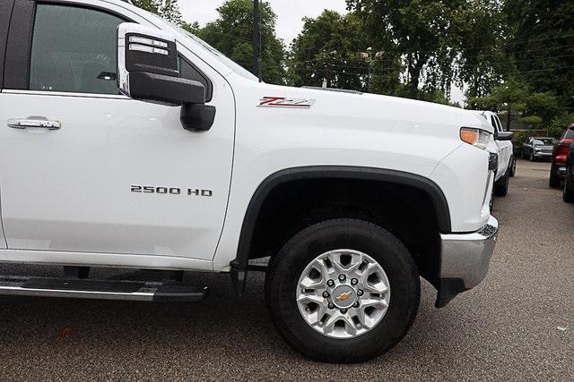 Photo of 2022 Summit White Chevrolet Silverado 2500
