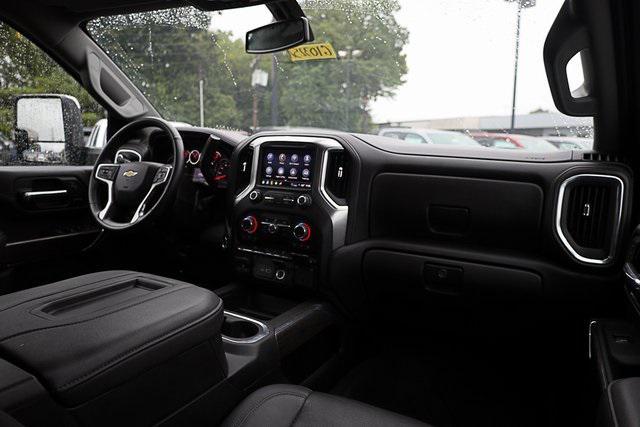 Photo of 2022 Summit White Chevrolet Silverado 2500