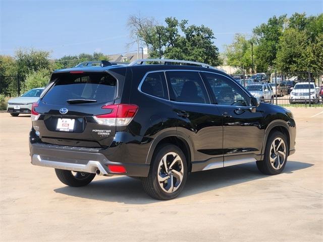 Photo of 2024 Crystal Black Silica Subaru Forester