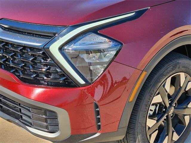 Photo of 2023 Red Kia Sportage