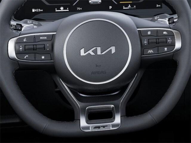Photo of 2026 Snow White Pearl Kia K5