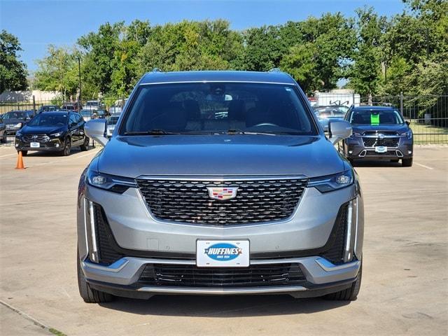 Photo of 2023 Silver Metallic Cadillac XT6