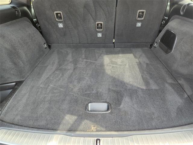 Photo of 2022 Velvet Red Pearlcoat Jeep Grand Cherokee