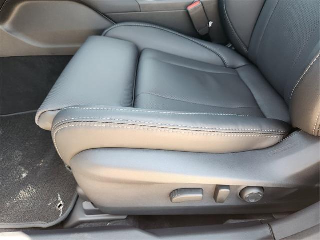 Photo of 2025 Ice Silver Metallic Subaru Outback