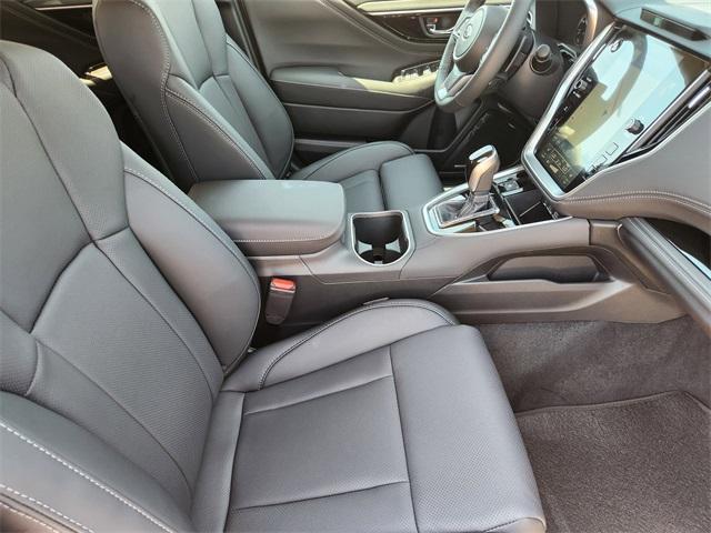Photo of 2025 Ice Silver Metallic Subaru Outback