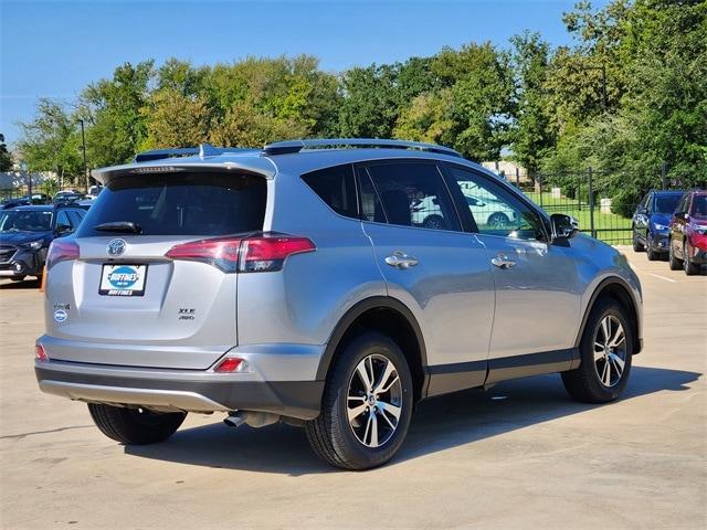 Photo of 2018 Silver Sky Metallic Toyota RAV4