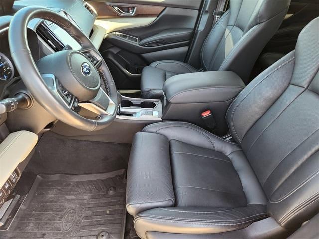 Photo of 2022 Crystal White Pearl Subaru Ascent