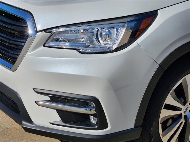 Photo of 2022 Crystal White Pearl Subaru Ascent
