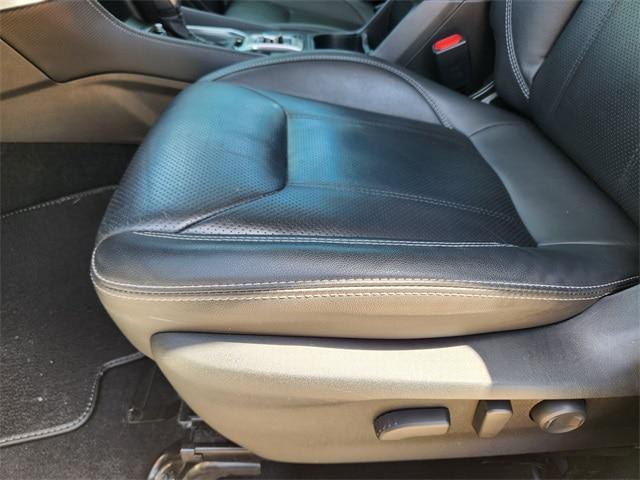 Photo of 2022 Crystal White Pearl Subaru Forester