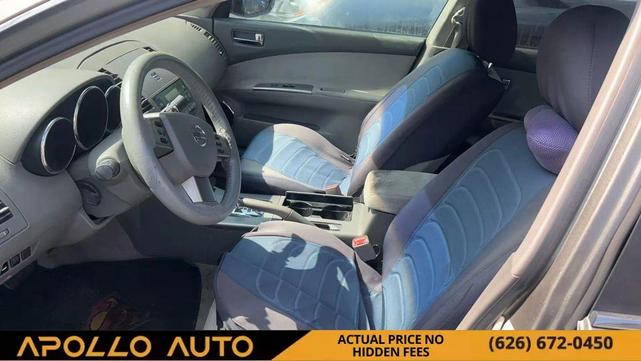 Photo of 2006 Gray Nissan Altima