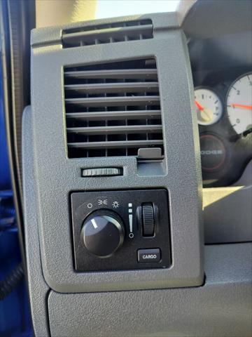 Photo of 2008 BLUE Dodge Ram 1500