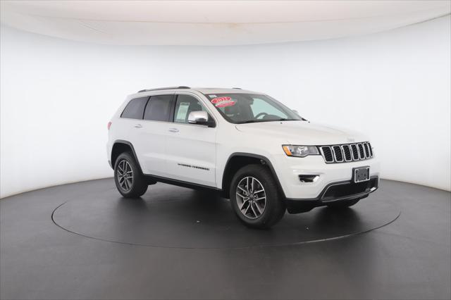 Photo of 2022 Bright White Clearcoat Jeep Grand Cherokee