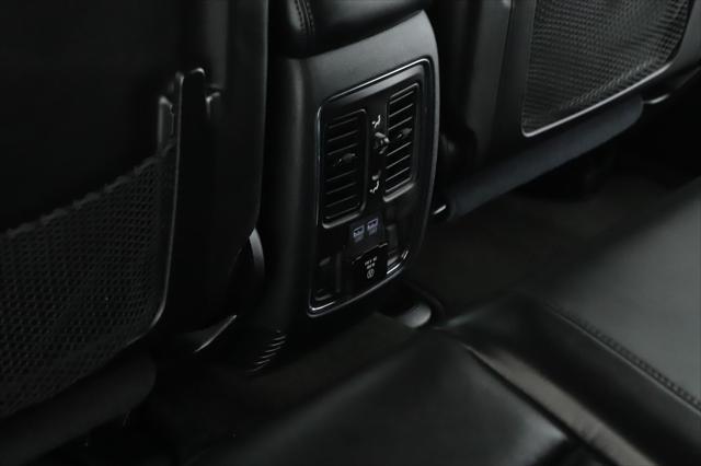 Photo of 2022 Bright White Clearcoat Jeep Grand Cherokee