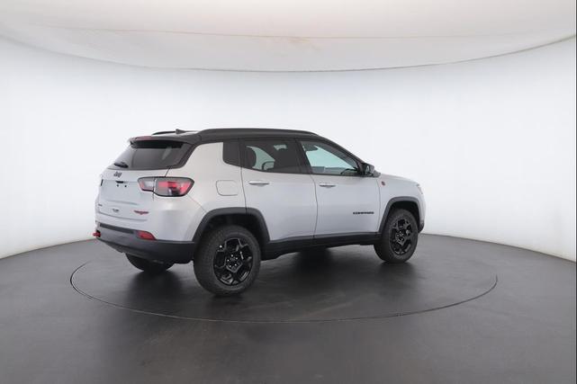 Photo of 2024 Silver Zynith Metallic Clearcoat Jeep Compass
