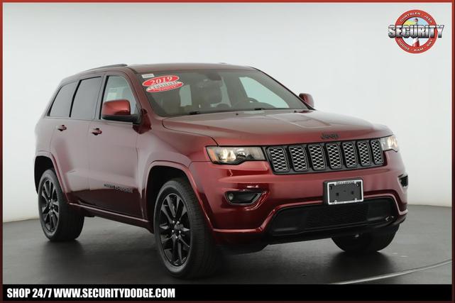 Photo of 2019 Velvet Red Pearlcoat Jeep Grand Cherokee