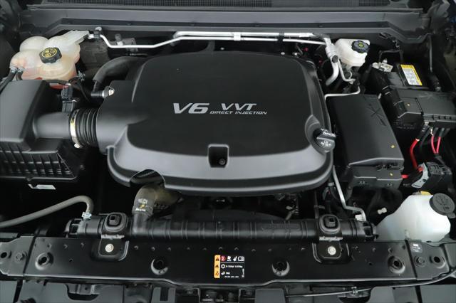 Photo of 2022 Black Chevrolet Colorado