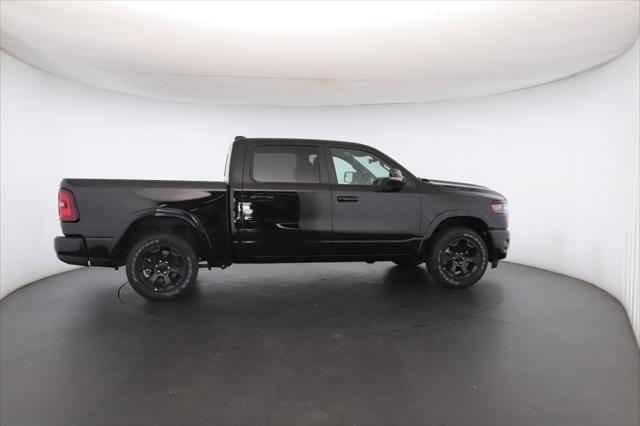 Photo of 2025 Diamond Black Crystal Pearlcoat RAM 1500