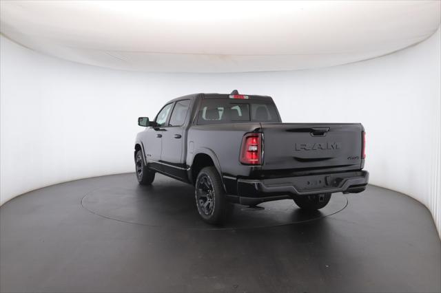 Photo of 2025 Diamond Black Crystal Pearlcoat RAM 1500