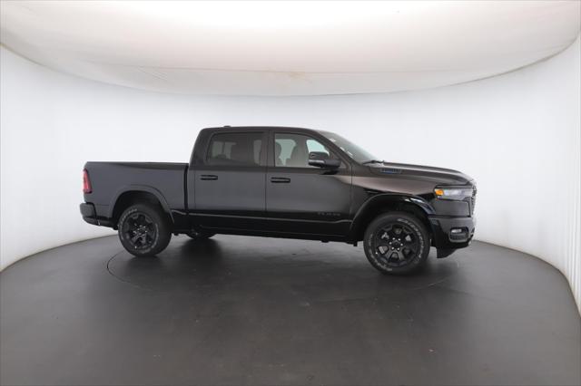 Photo of 2025 Diamond Black Crystal Pearlcoat RAM 1500