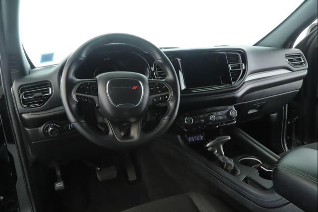 Photo of 2023 DB Black Clearcoat Dodge Durango