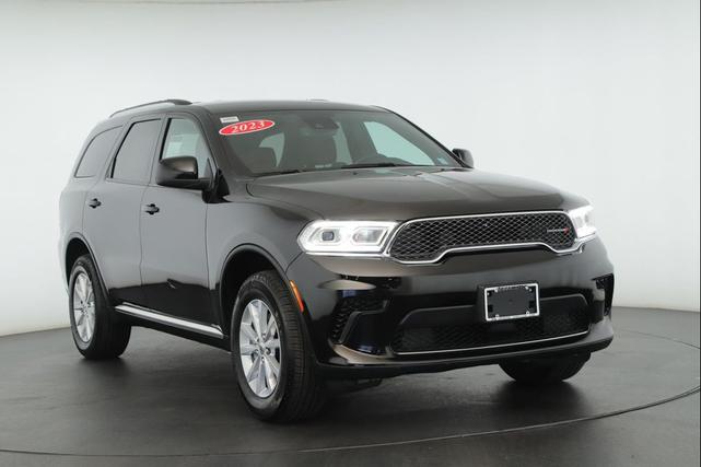 Photo of 2023 DB Black Clearcoat Dodge Durango