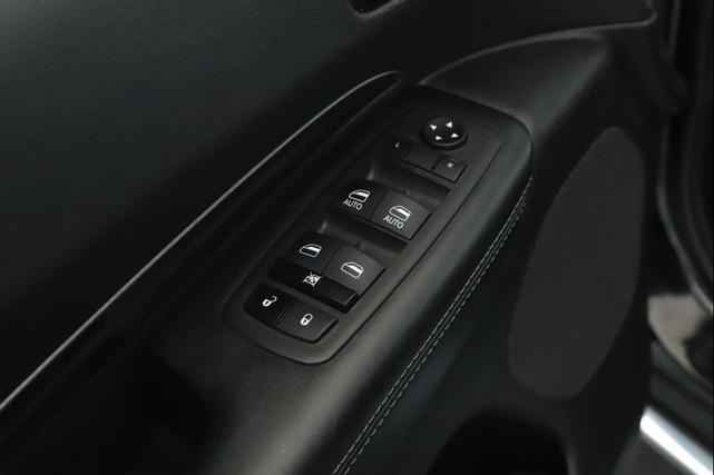 Photo of 2023 DB Black Clearcoat Dodge Durango