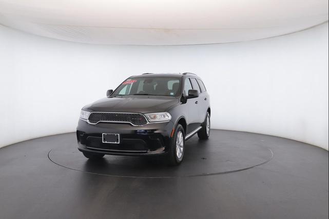 Photo of 2023 DB Black Clearcoat Dodge Durango