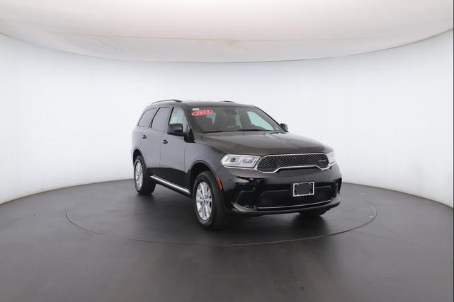 Photo of 2023 DB Black Clearcoat Dodge Durango