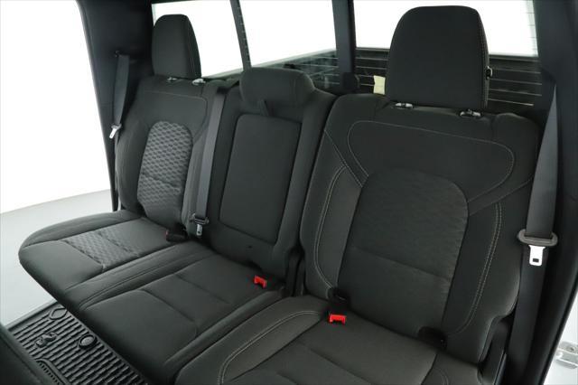 Photo of 2025 Bright White Clearcoat RAM 1500