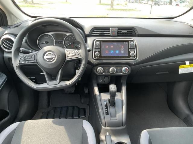 Photo of 2025 Gun Metallic Nissan Versa