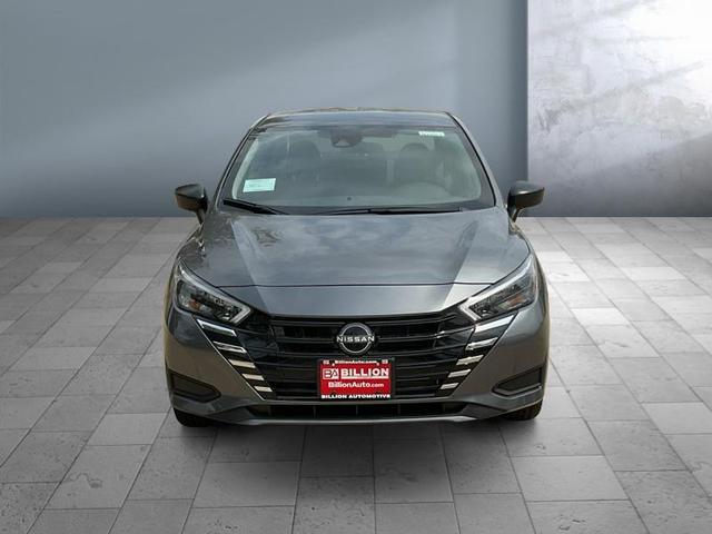 Photo of 2025 Gun Metallic Nissan Versa
