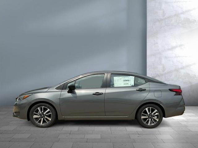 Photo of 2025 Gun Metallic Nissan Versa